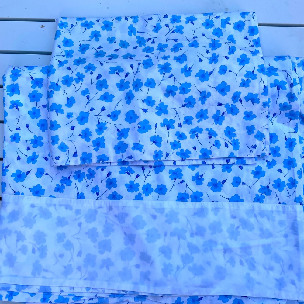 Pratesi sheet and pillow sham Twin/TwinXL blue floral